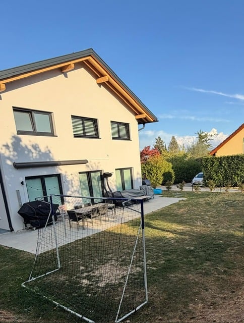 Spacieuse et lumineuse villa individuelle à louer à Trélex 16
