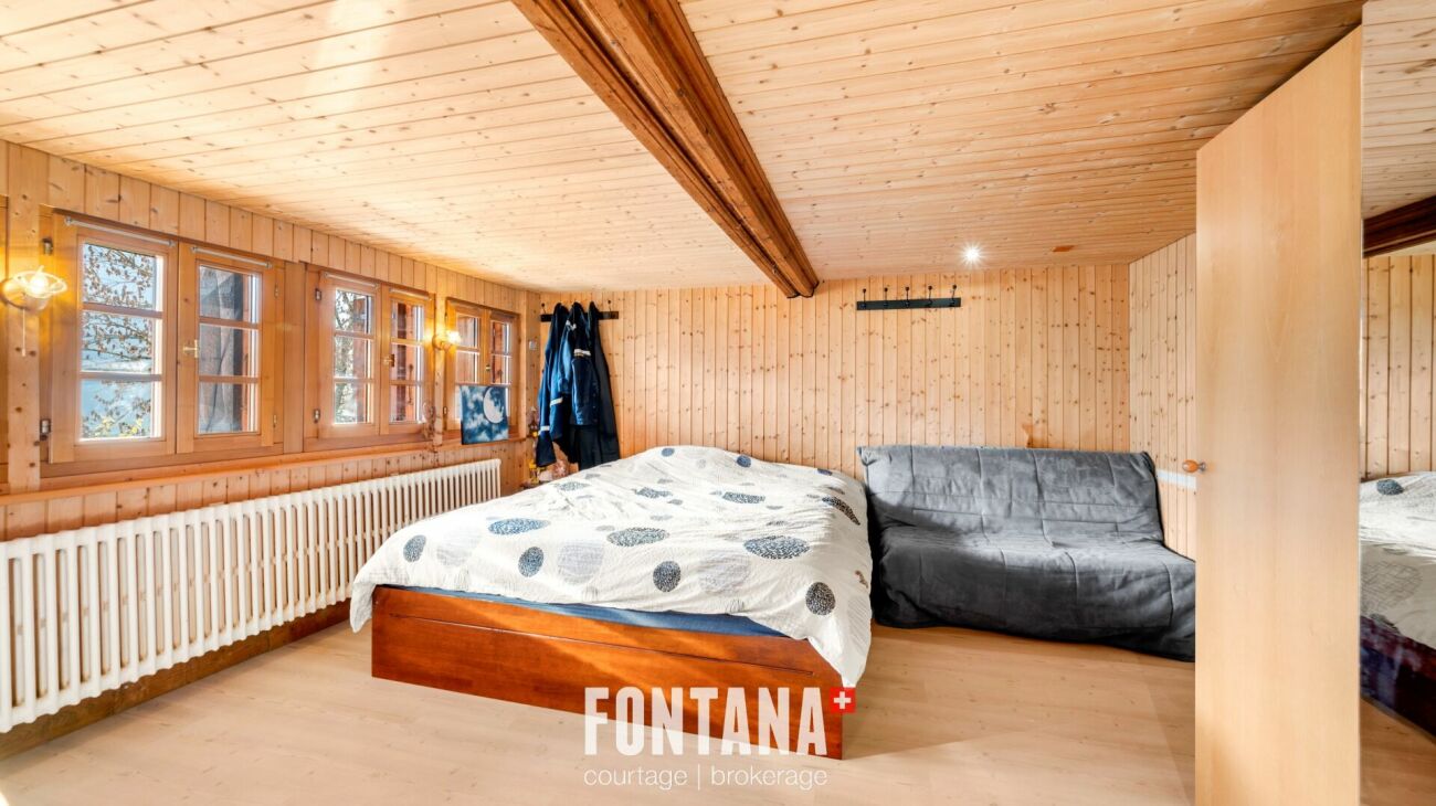 Chalet contigu de 6 pièces avec suite parentale