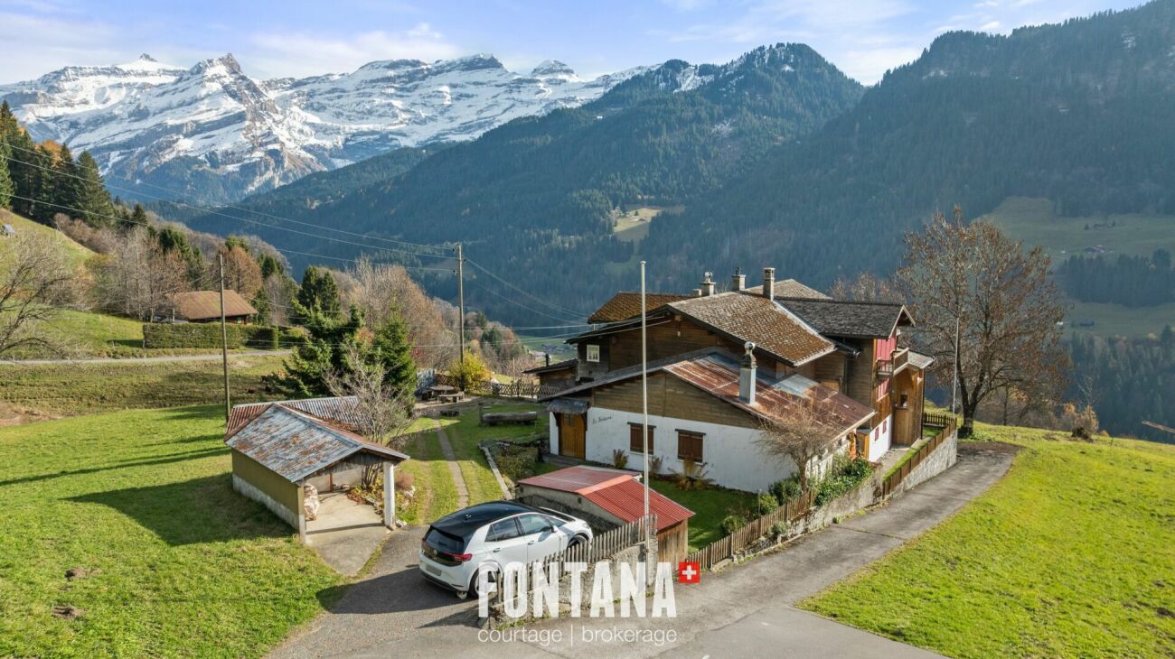 Chalet contigu de 6 pièces avec suite parentale