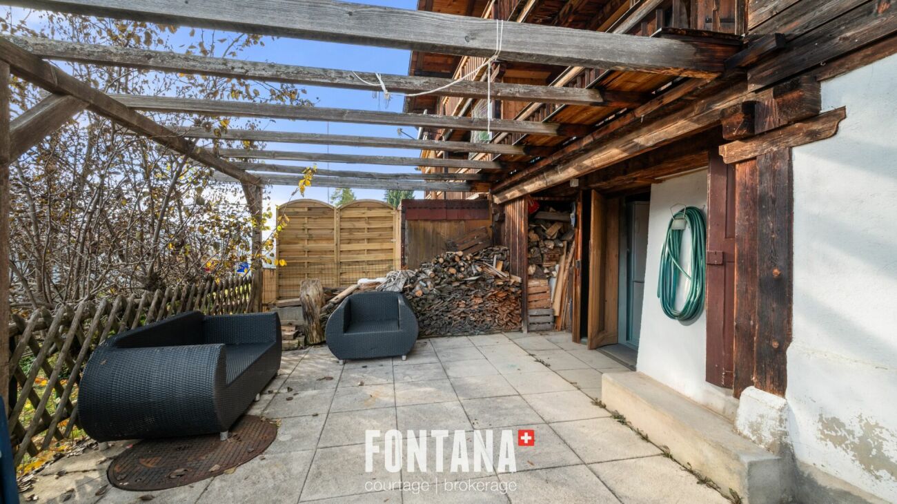 Chalet contigu de 6 pièces avec suite parentale
