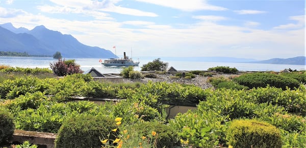 UNIQUE A VILLENEUVE - ATTIQUE PIEDS DANS L'EAU 2