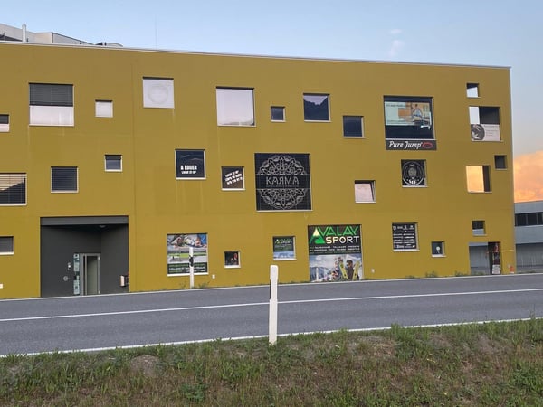 Local commercial moderne à louer – Collombey-Muraz