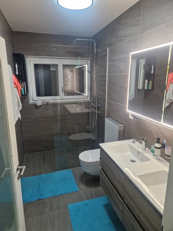 Spacieux appartement de 4 pièces avec balcon à Monthey 2