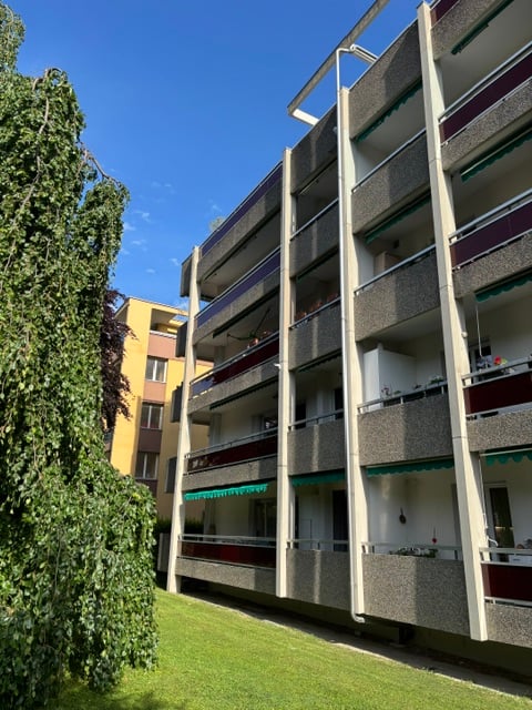Spacieux appartement de 4 pièces avec balcon à Monthey 8