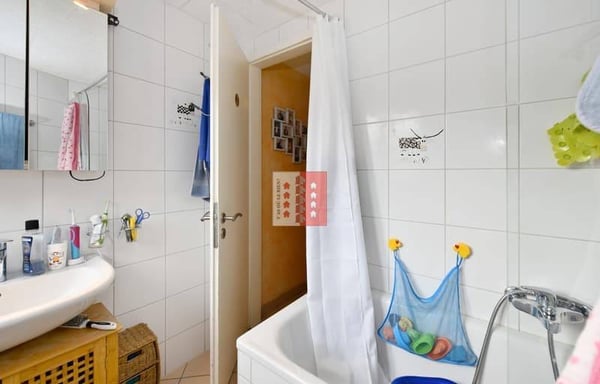 Maison individuelle avec potentiel de rénovation au coeur de Fully 7