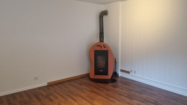 Charmant appt de 1 pièces dans maison villageoise à Bovernier à louer à l'année 6