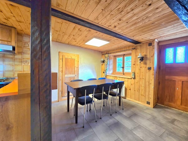Charmant appartement cosy de 4 pièces avec cheminée à Suen (Saint-Martin), Val d'Hérens 7
