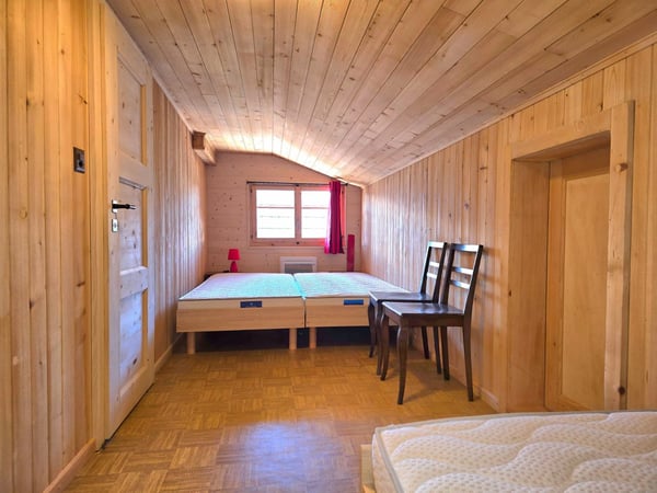 Charmant appartement cosy de 4 pièces avec cheminée à Suen (Saint-Martin), Val d'Hérens 13