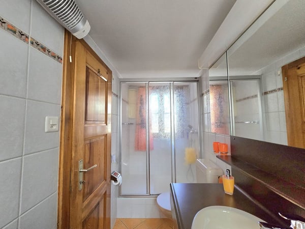 Charmant appartement avec terrasse, vue panoramique et garage  à St-Martin, Val d'Hérens 10