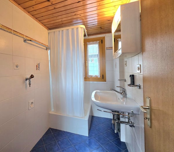 Charmant appartement avec terrasse, vue panoramique et garage  à St-Martin, Val d'Hérens 14