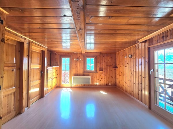 Charmant appartement avec terrasse, vue panoramique et garage  à St-Martin, Val d'Hérens