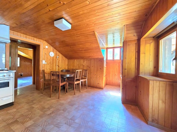 Appartements à rénover et réunir en duplex dans une authentique maison villageoise, Val d’Hérens 15