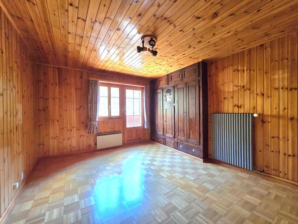 Appartements à rénover et réunir en duplex dans une authentique maison villageoise, Val d’Hérens 9