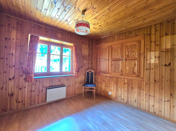 Appartements à rénover et réunir en duplex dans une authentique maison villageoise, Val d’Hérens 10