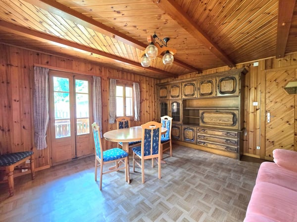 Appartements à rénover et réunir en duplex dans une authentique maison villageoise, Val d’Hérens 5