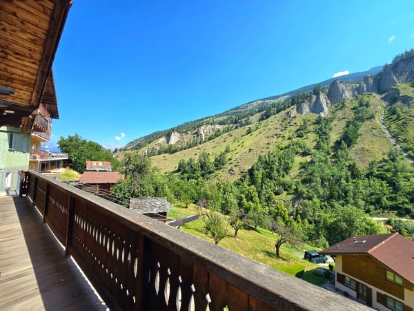 Appartements à rénover et réunir en duplex dans une authentique maison villageoise, Val d’Hérens 23