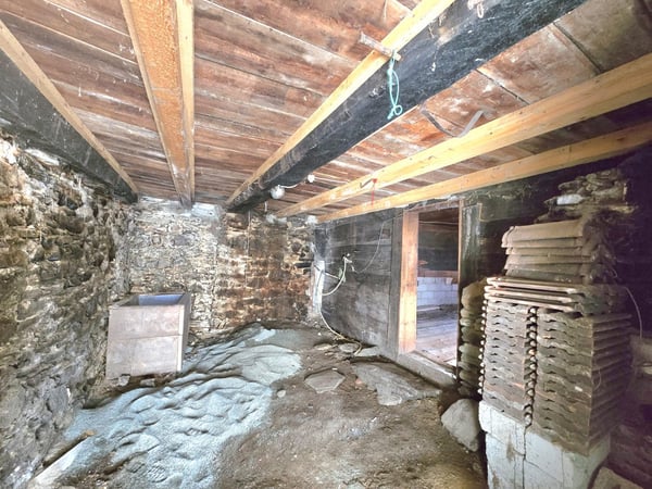 Maison villageoise authentique de 2 appartements à rénover à St-Martin (Val d’Hérens) 19