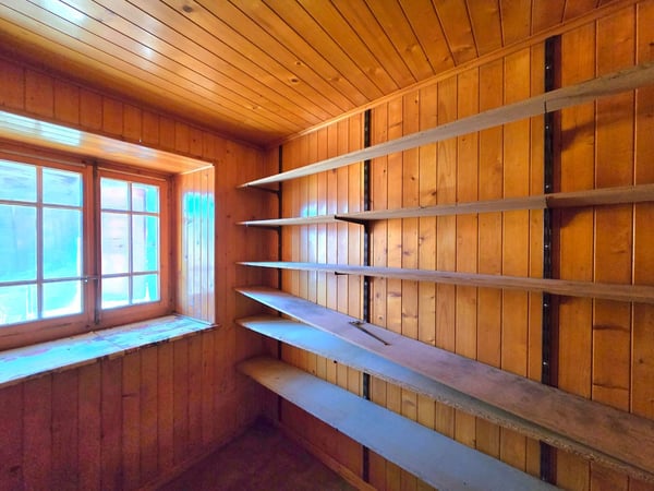 Maison villageoise authentique de 2 appartements à rénover à St-Martin (Val d’Hérens) 15