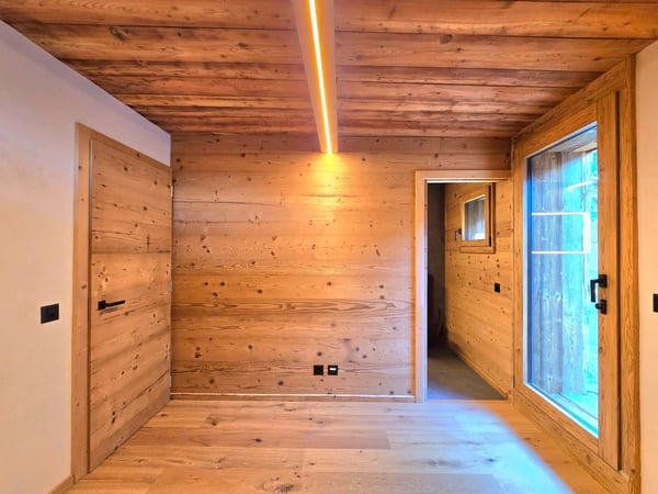 Splendide grange rénovée à Mase avec terrasses, vue et place de parc (Val d'Hérens) 13