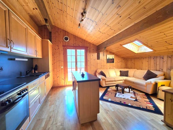 Magnifique chalet familial de 2 appartements. Annexes, extérieur, soleil et vue, Val d’Hérens 6