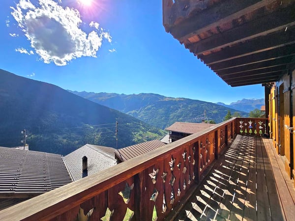 Magnifique chalet familial de 2 appartements. Annexes, extérieur, soleil et vue, Val d’Hérens 34