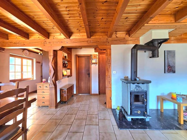 Magnifique chalet familial de 2 appartements. Annexes, extérieur, soleil et vue, Val d’Hérens 23