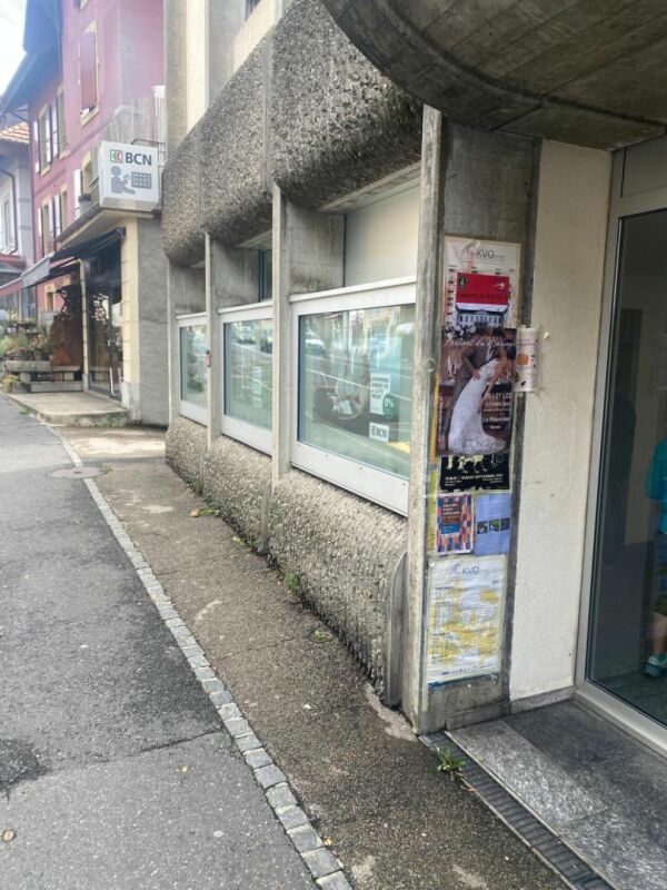Peseux - Grand espace pour bureaux, cabinet de santé, commerce