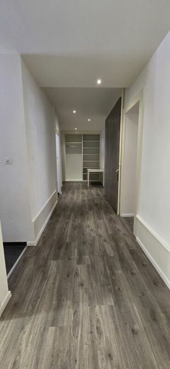 Appartement de 3,5 pièces à louer à La Chaux-de-Fonds 8