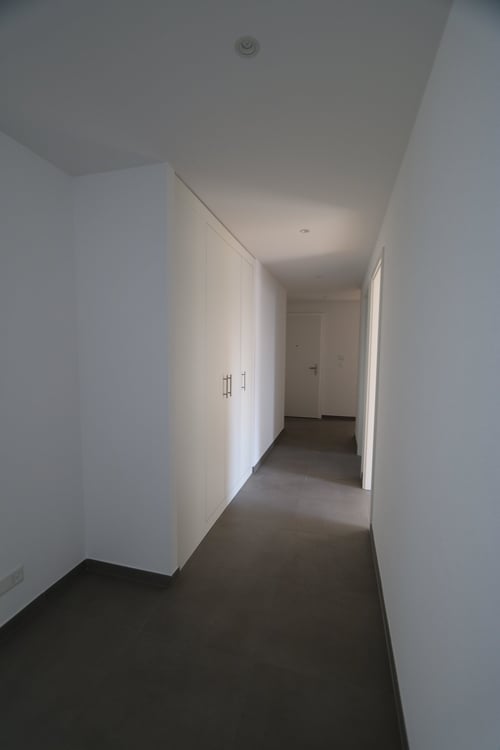Appartement neuf de 3.5 pièces avec balcon et vue sur les montagnes à Saxon 7
