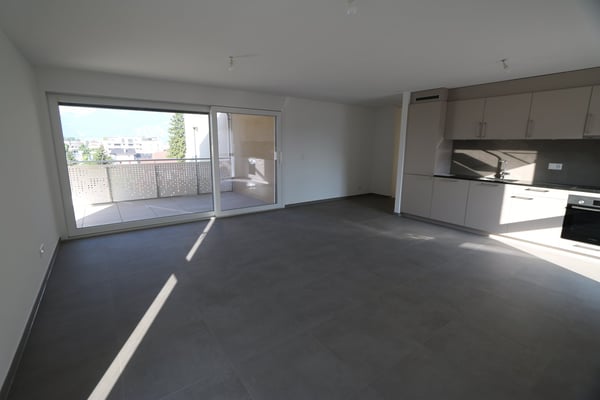 Appartement neuf de 3.5 pièces avec balcon et vue sur les montagnes à Saxon 5