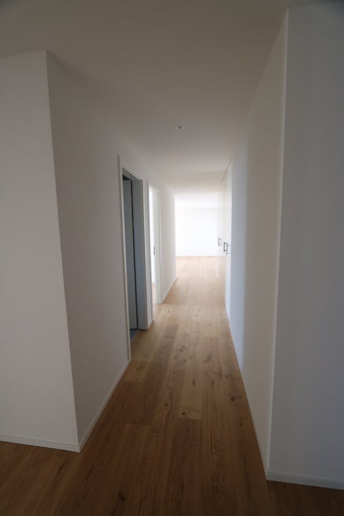 Appartement neuf de 3.5 pièces avec balcon et vue sur les montagnes à Saxon 7