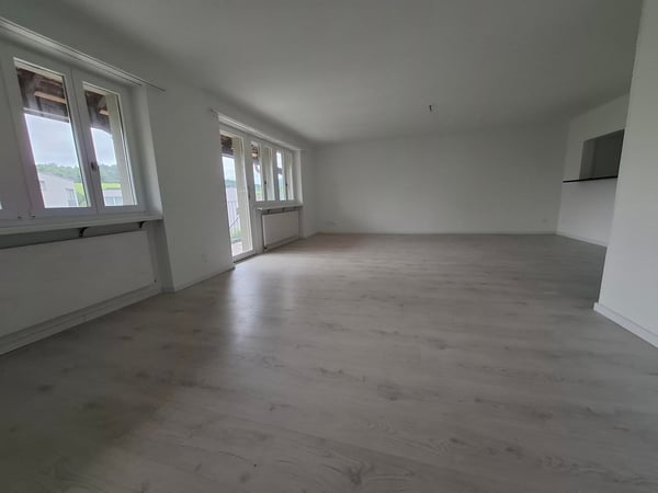 Charmantes Reiheneinfamilienhaus in Küttigen – Historischer Charme trifft moderne Renovation 4