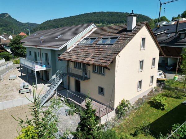 Charmantes Reiheneinfamilienhaus in Küttigen – Historischer Charme trifft moderne Renovation 1