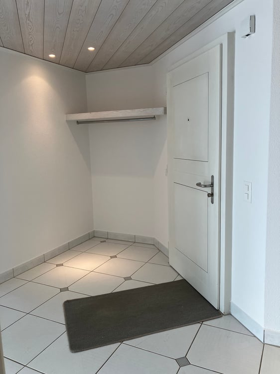 Wir heissen Sie herzlich willkommen-Terrassenwohnung mit unverbaubarer Weitsicht inkl. Doppelgarage 9
