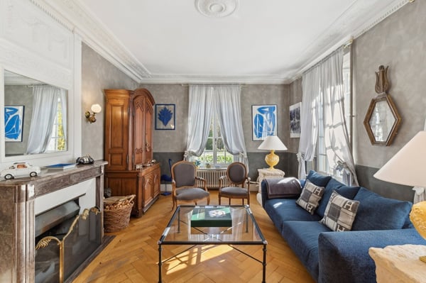 Maison de Maître à Lausanne - Élégance Intemporelle et Parc Privé 5