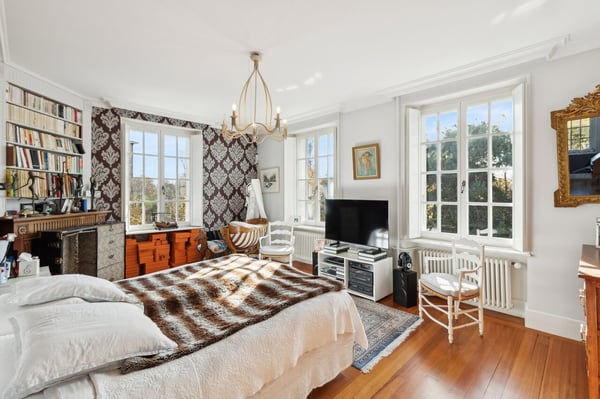 Maison de Maître à Lausanne - Élégance Intemporelle et Parc Privé 8