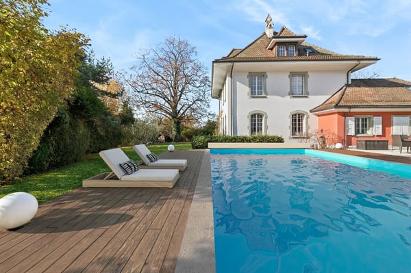 Maison de Maître à Lausanne - Élégance Intemporelle et Parc Privé 3