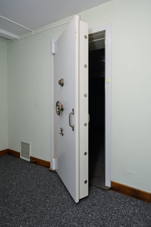 LAGER - LAGER - LAGER von 10 m2 bis 120 m2 ab CHF 5 pro Monat inkl. MwSt.  und OHNE DEPOT! 8