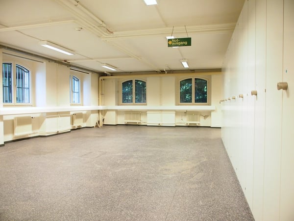 LAGER - LAGER - LAGER von 10 m2 bis 100 m2 ab CHF 5 pro Monat OHNE DEPOT! 5