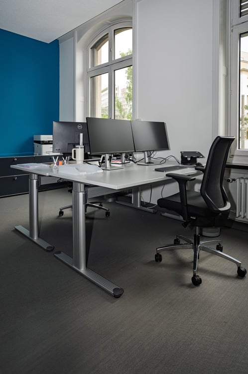 ARBEITSPLATZ MIT ALLEM FÜR CHF 369 - OHNE DEPOT! 31