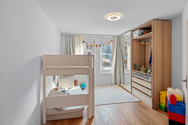 Familienfreundliches Gartenparadies mitten in Hünenberg 4