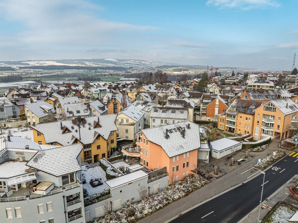 Familienfreundliches Gartenparadies mitten in Hünenberg 7