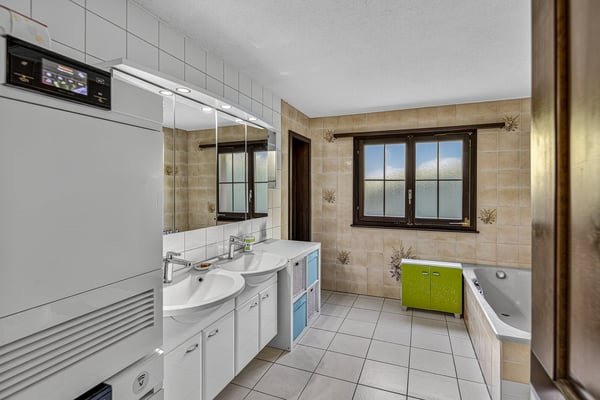 Geräumige 5.5-Zimmerwohnung in ruhiger Lage in Meierskappel 5