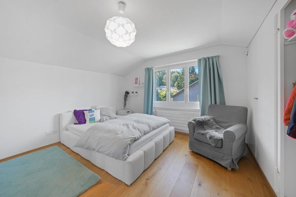 Freistehendes 5.5-Zimmer-Haus mit grosszügigem Garten in Wittenbach 13