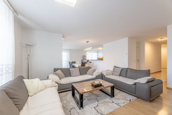 4.5-Zimmer-Gartenwohnung in Bülach 4