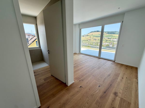 Exklusives Attika-Juwel: Panoramablick über den Zugersee in seiner schönsten Form 10