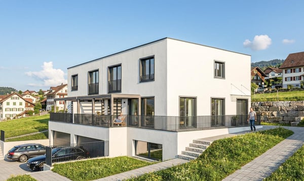 Exklusives Wohnen nach Mass: Modernes 6.5-Zimmer-Doppeleinfamilienhaus in Pfäffikon ZH 2
