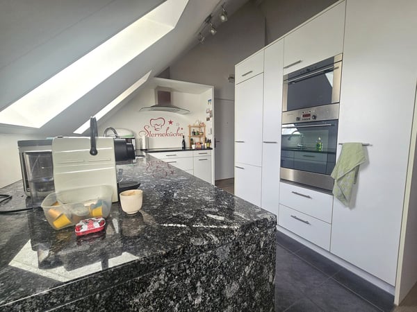 2.5-Zimmer-Dachwohnung – Modern, Hell und Familienfreundlich 3