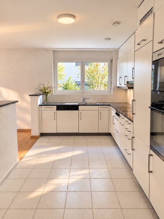 Helle 2.5-Zimmer-Wohnung im Erdgeschoss in Bülach – sofort verfügbar! 6