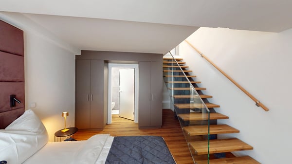 Erstvermietung nach Komplettsanierung – Exklusive Maisonette im Stadtzentrum 4